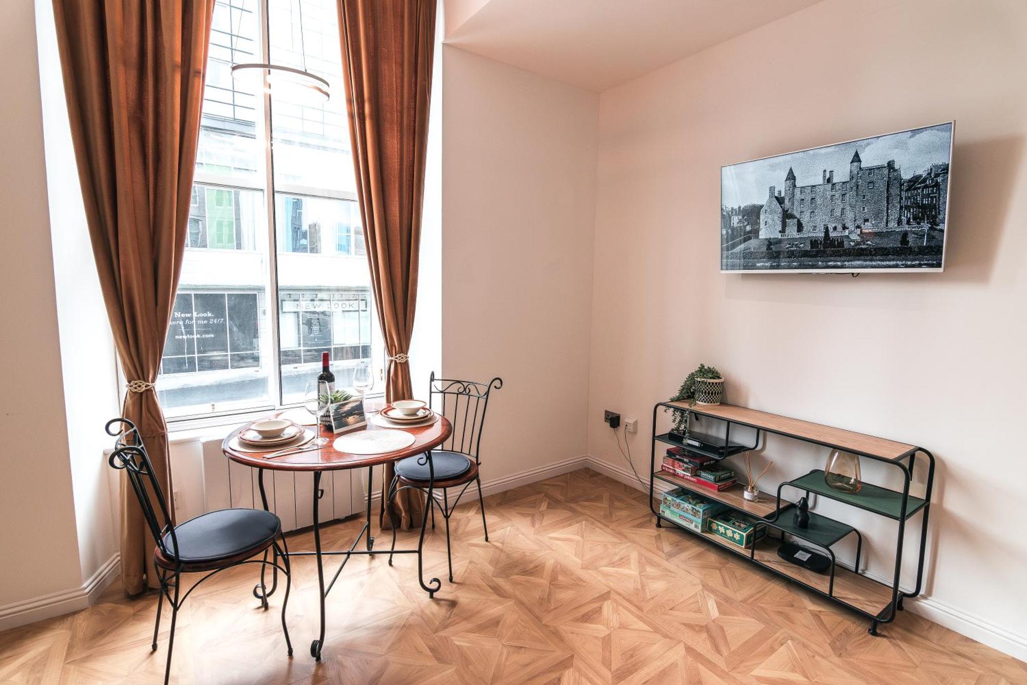 Apartment Modern In Centre, Guild Street, Free Wifi Aberdeen